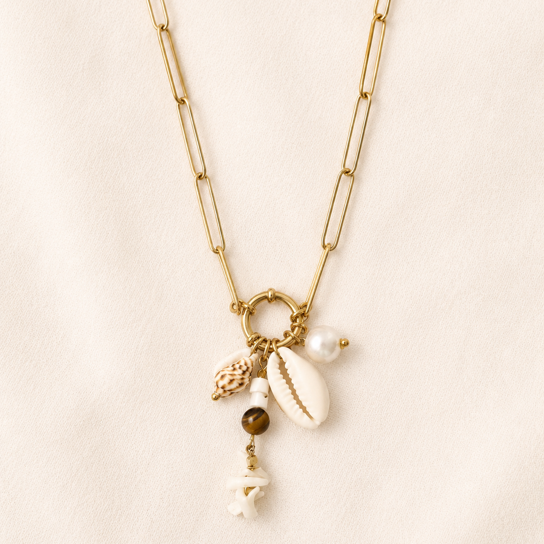 colar charm